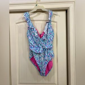 VGUC Lilly Pulitzer Delphine One Piece Swim Suit sz 16 print is hottie Dottie